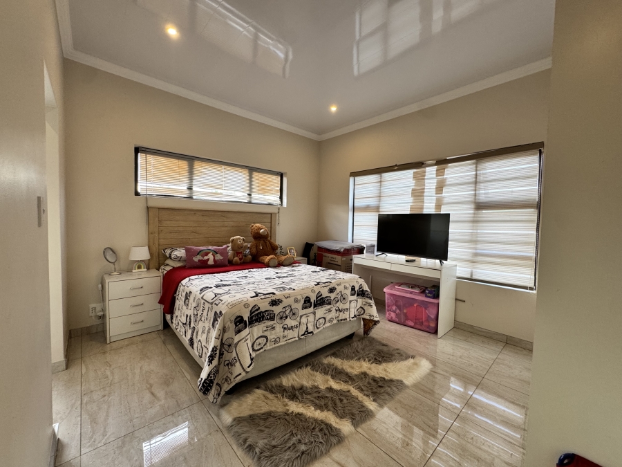4 Bedroom Property for Sale in Doringkruin North West